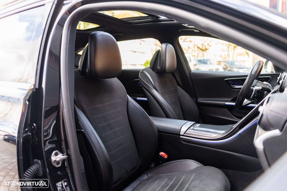 Mercedes-Benz C 300 e AMG Line - 27