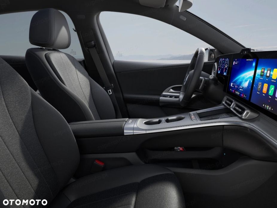 Mercedes-Benz C-Class 2026 photo 4