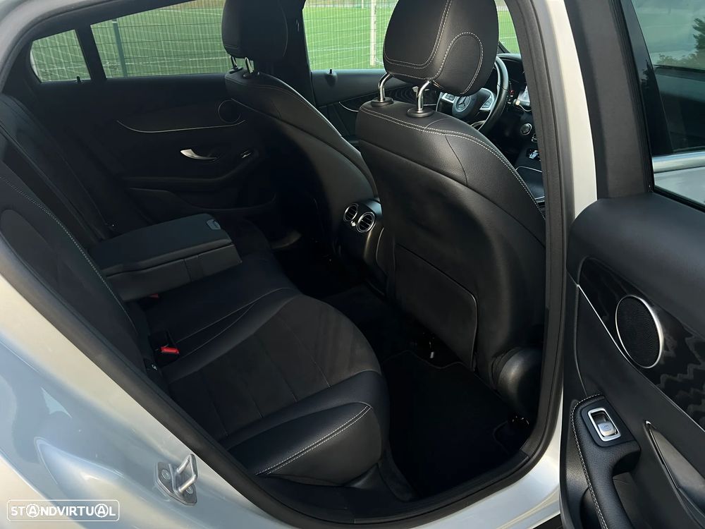 Mercedes-Benz GLC 220 d 4Matic 9G-TRONIC AMG Line - 24