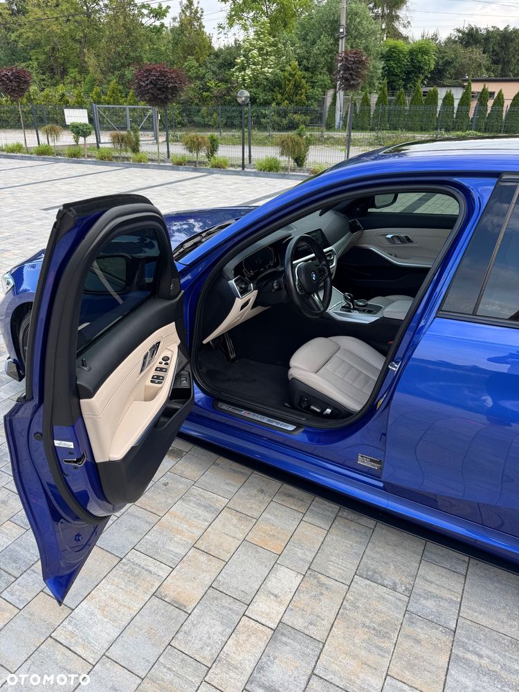 BMW Seria 3 M340i xDrive - 10