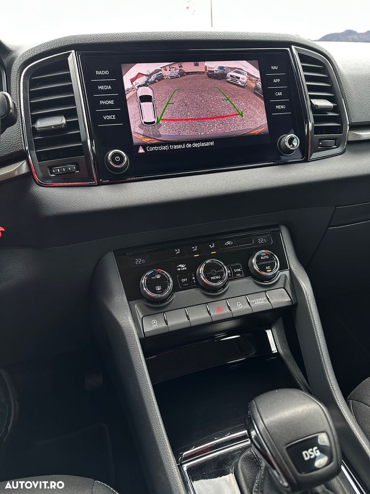 Skoda Karoq 1.6 TDI SCR DSG Style - 9