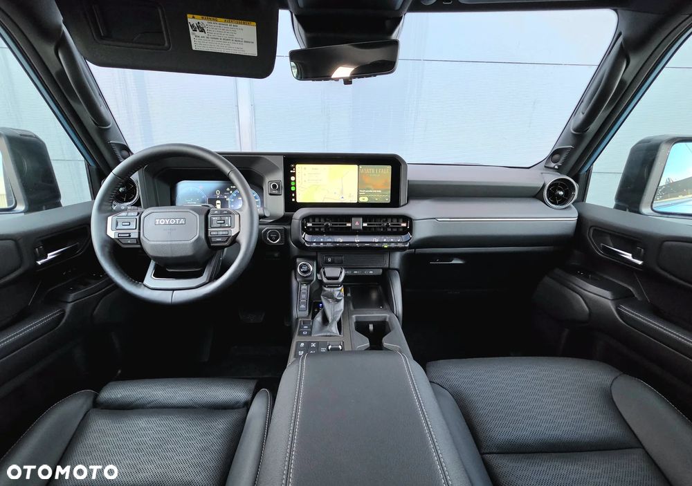 Toyota Land Cruiser - 31