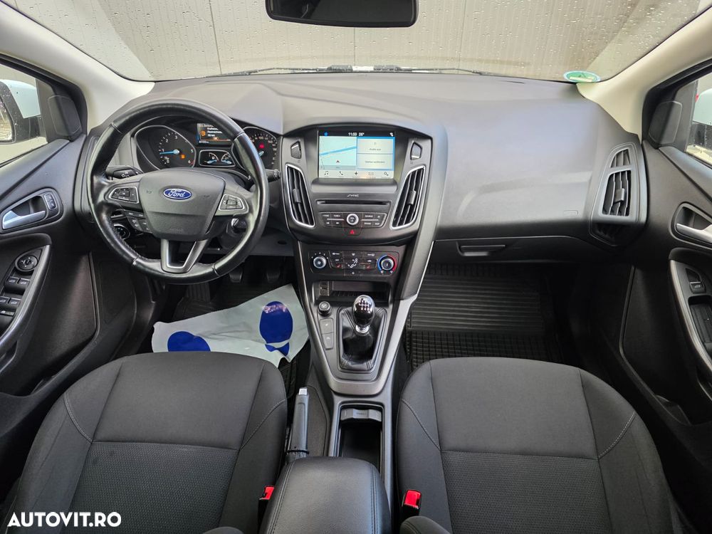 Ford Focus 1.5 TDCi DPF Start-Stopp-System Business - 8