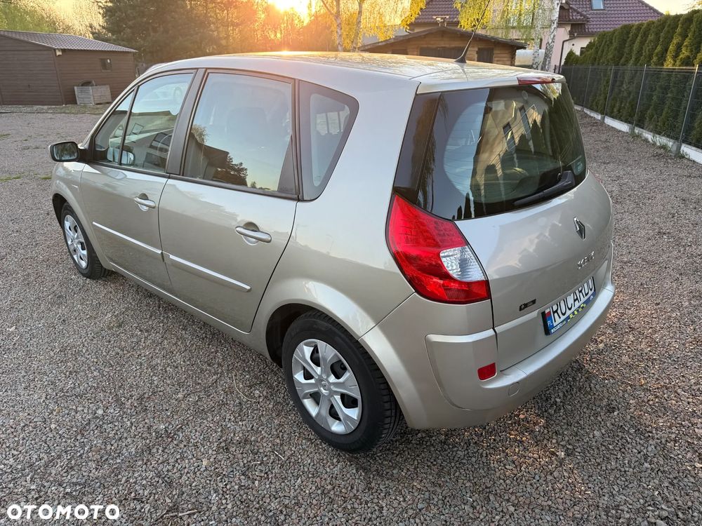 Renault Scenic 1.6 16V Expression - 6
