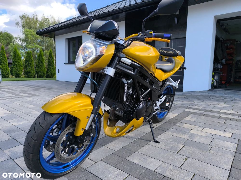 Hyosung GT Comet
