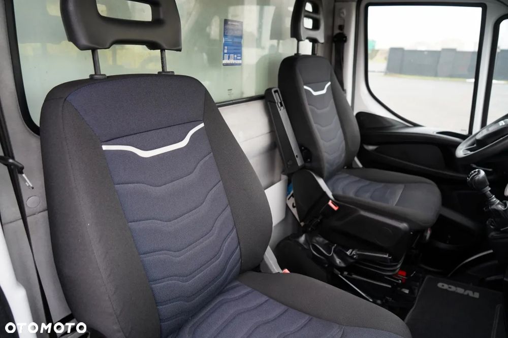 Iveco DAILY 35-140 / CHŁODNIA / AGREGAT PULSOR 400  / WINDA / BLIŹNIAK / - 30