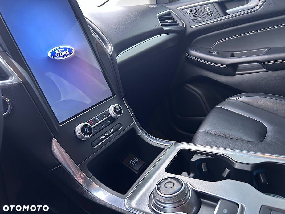 Ford Edge - 26