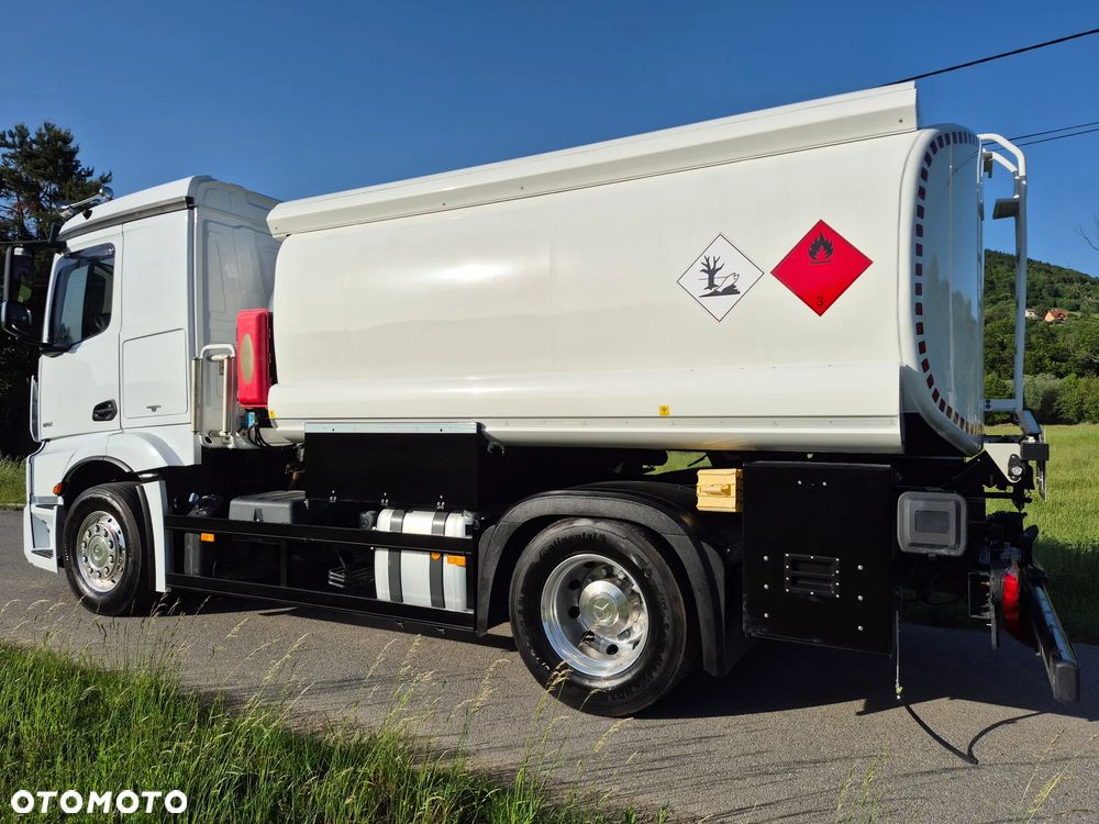 Mercedes-Benz AUTOCYSTERNA MERCEDES ACTROS 18510 - 24