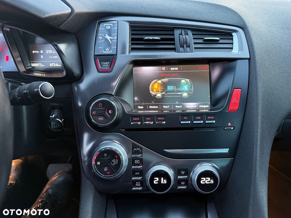 Citroën DS5 Hybrid4 EGS6 SportChic - 11