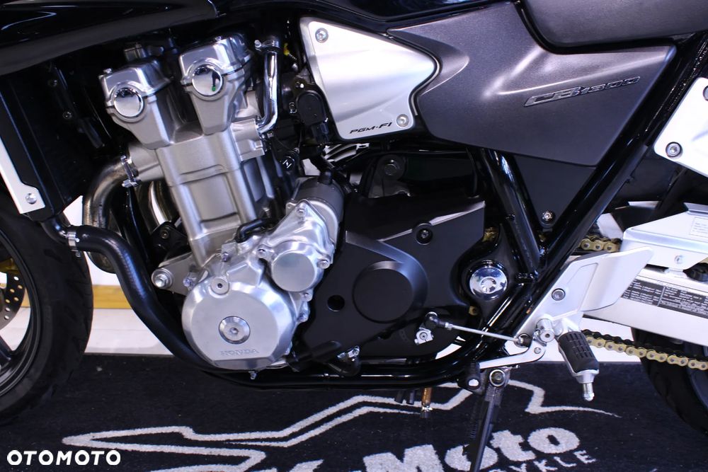 Honda CB - 28