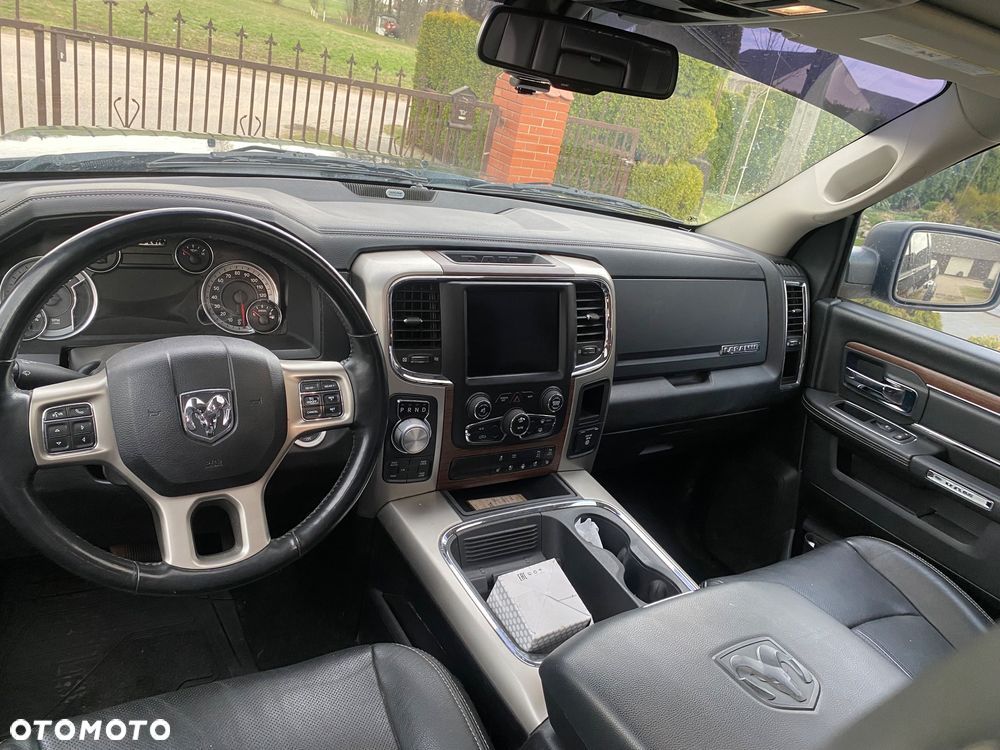 RAM 1500 Crew Cab Laramie - 8