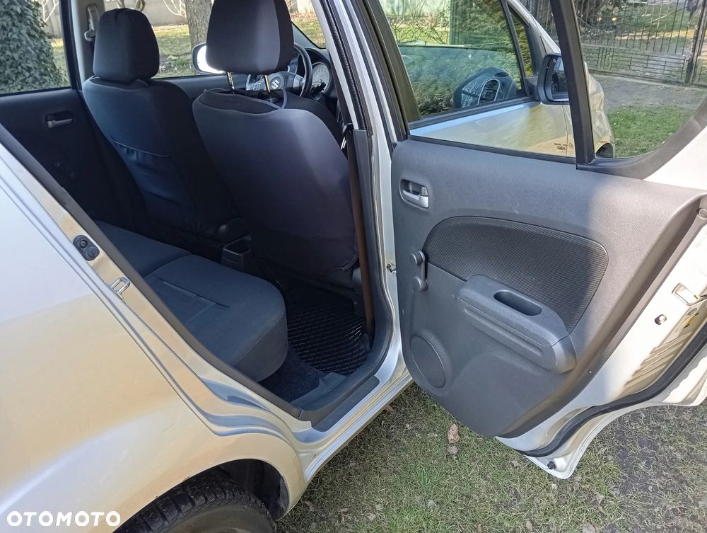 Suzuki Splash 1.0 Basic - 10