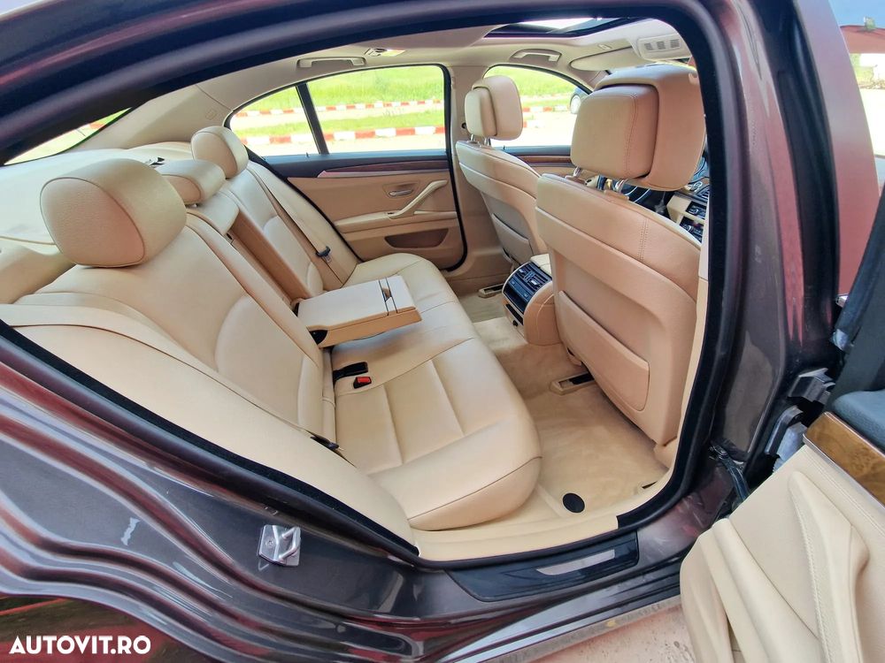 BMW Seria 5 520d - 13