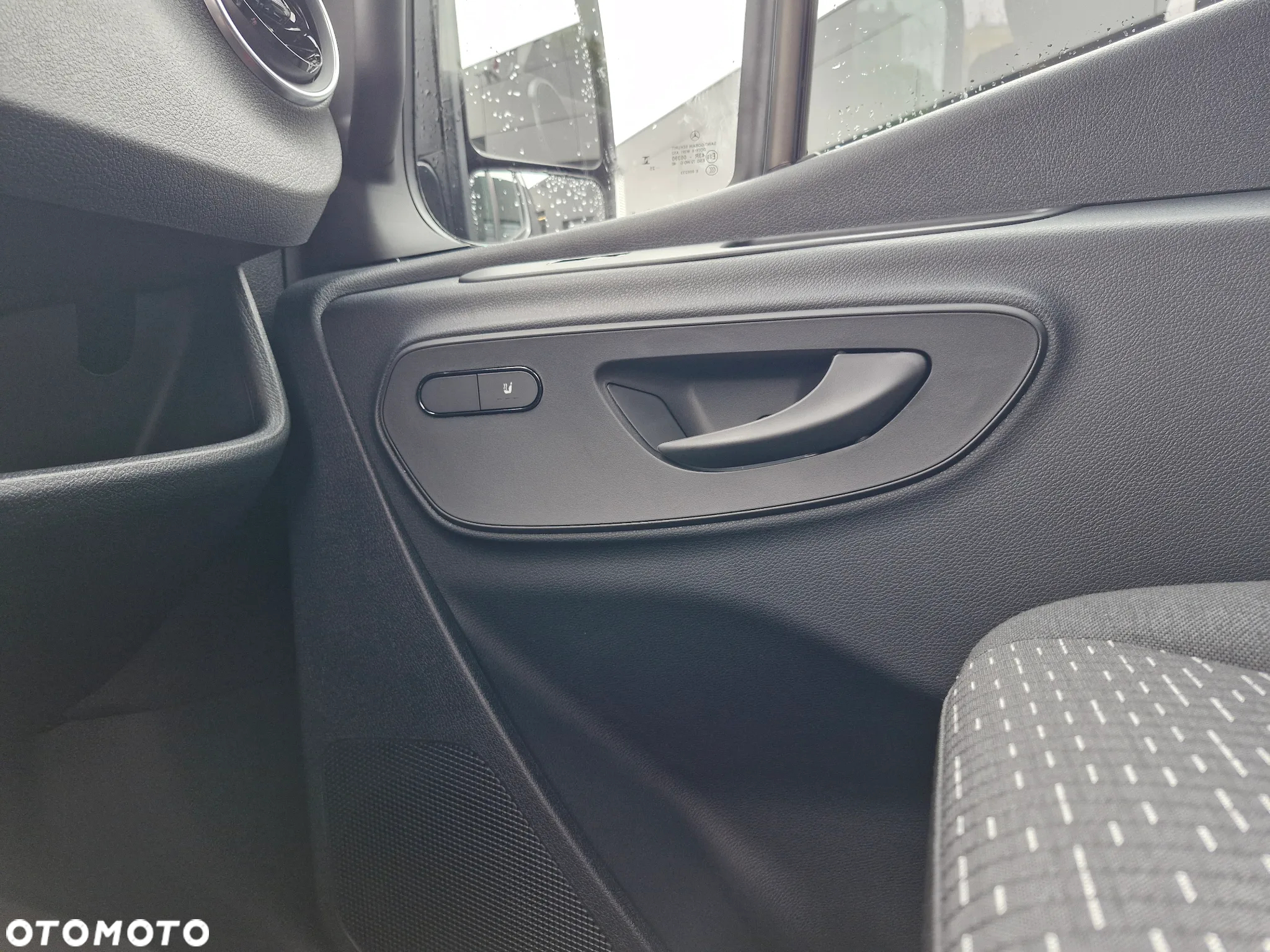 Mercedes-Benz Sprinter - 36