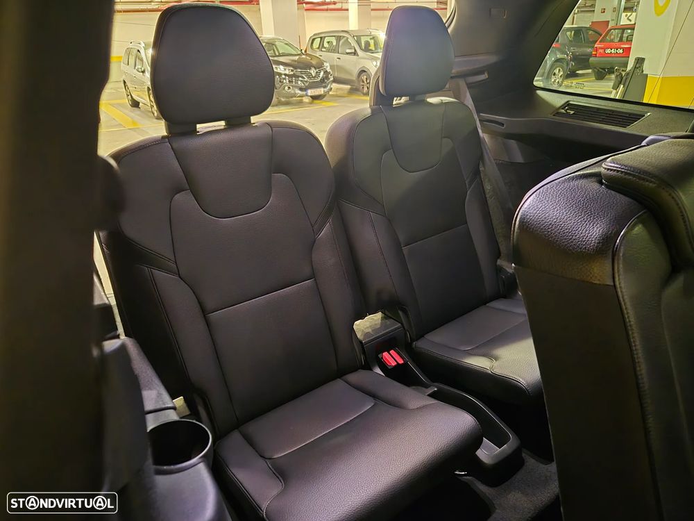 Volvo XC 90 2.0 D5 Momentum AWD - 53