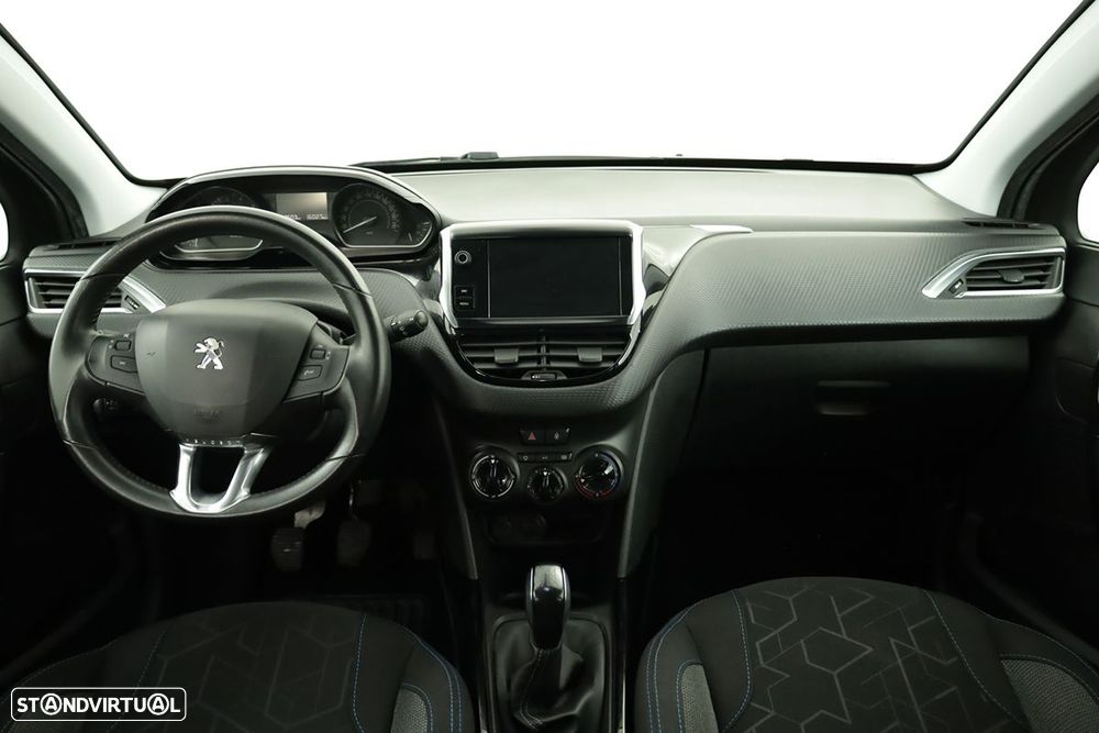 Peugeot 2008 1.2 PureTech Signature - 8