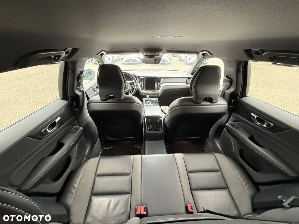 Volvo V60 T6 AWD Plug-In Hybrid Inscription - 21