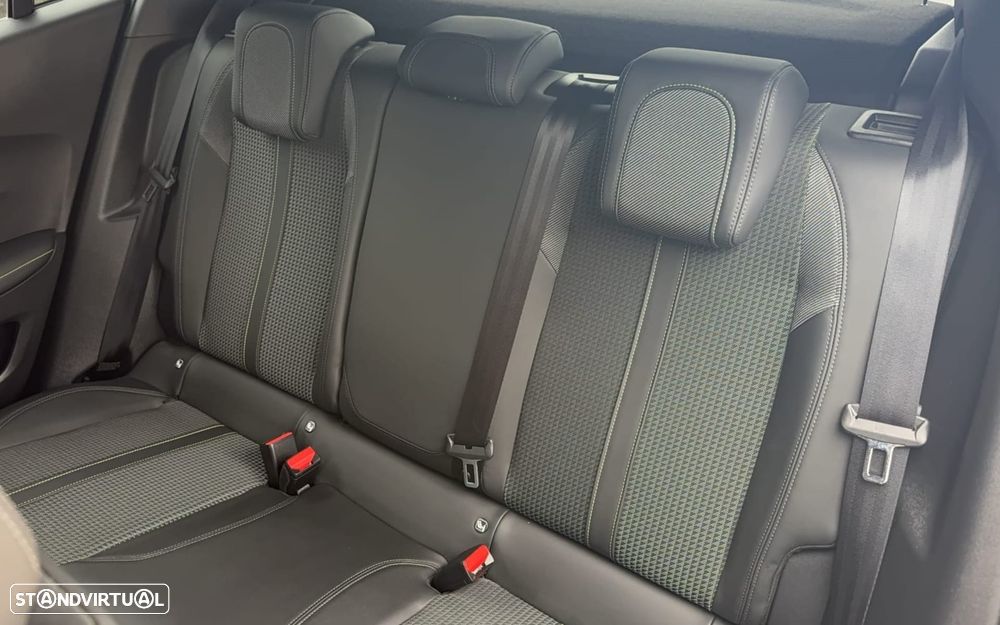 Peugeot 2008 - 20