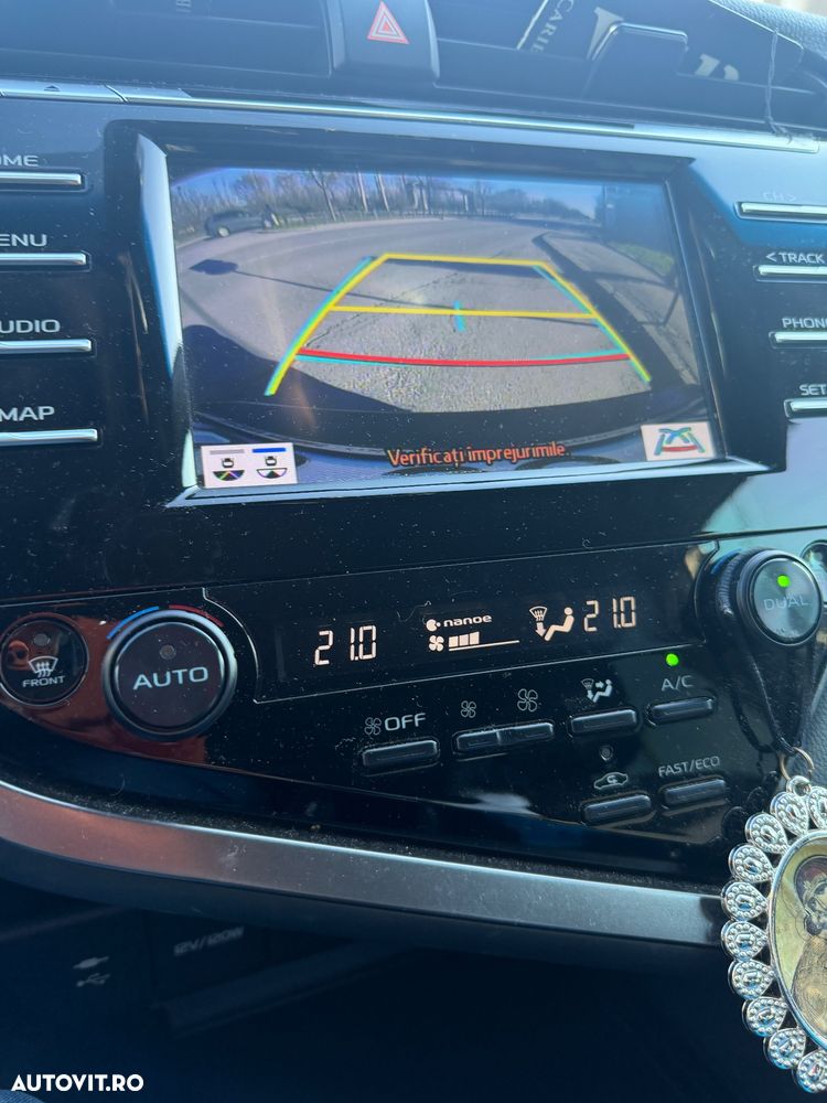 Toyota Camry 2.5 Business - 4