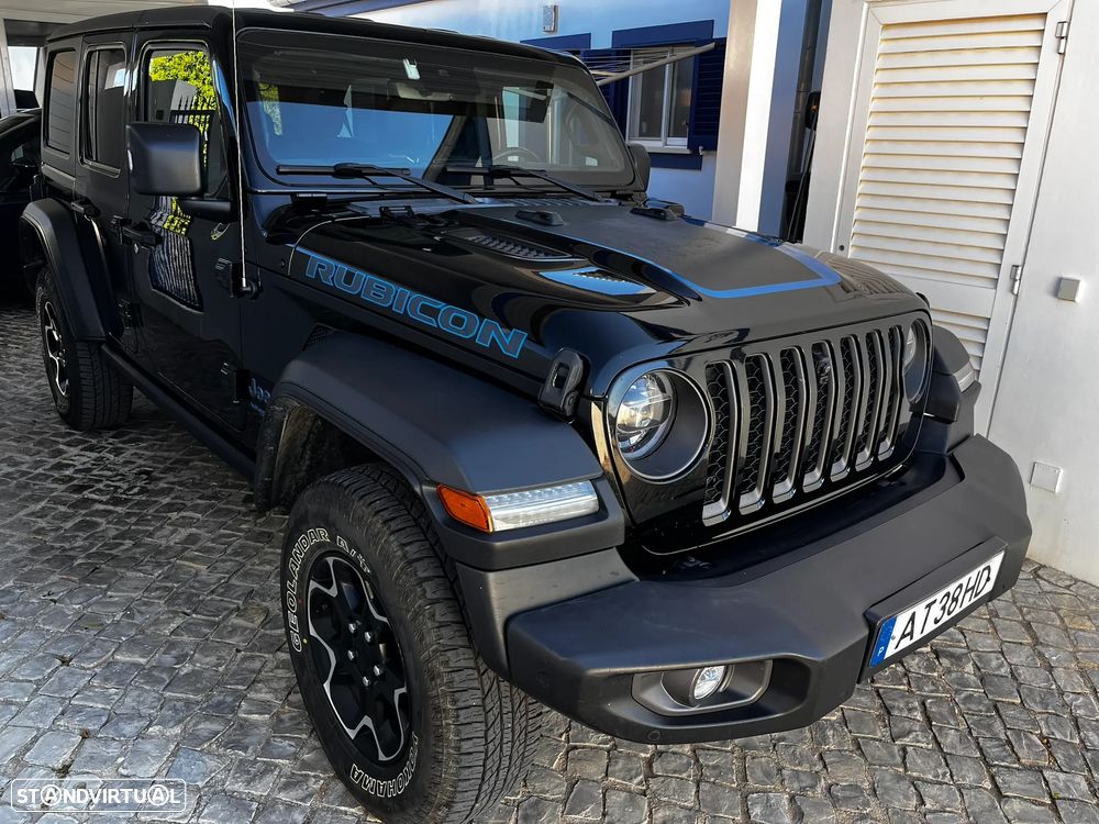 Jeep Wrangler - 4