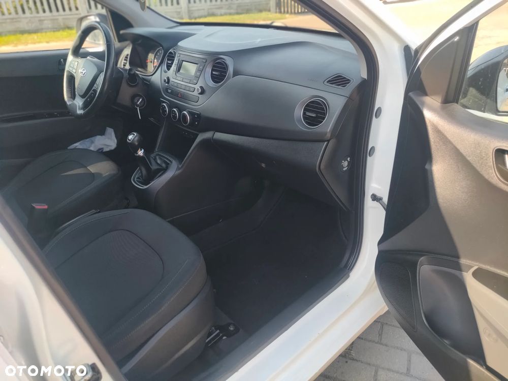 Hyundai i10 1.0 blue Style - 16