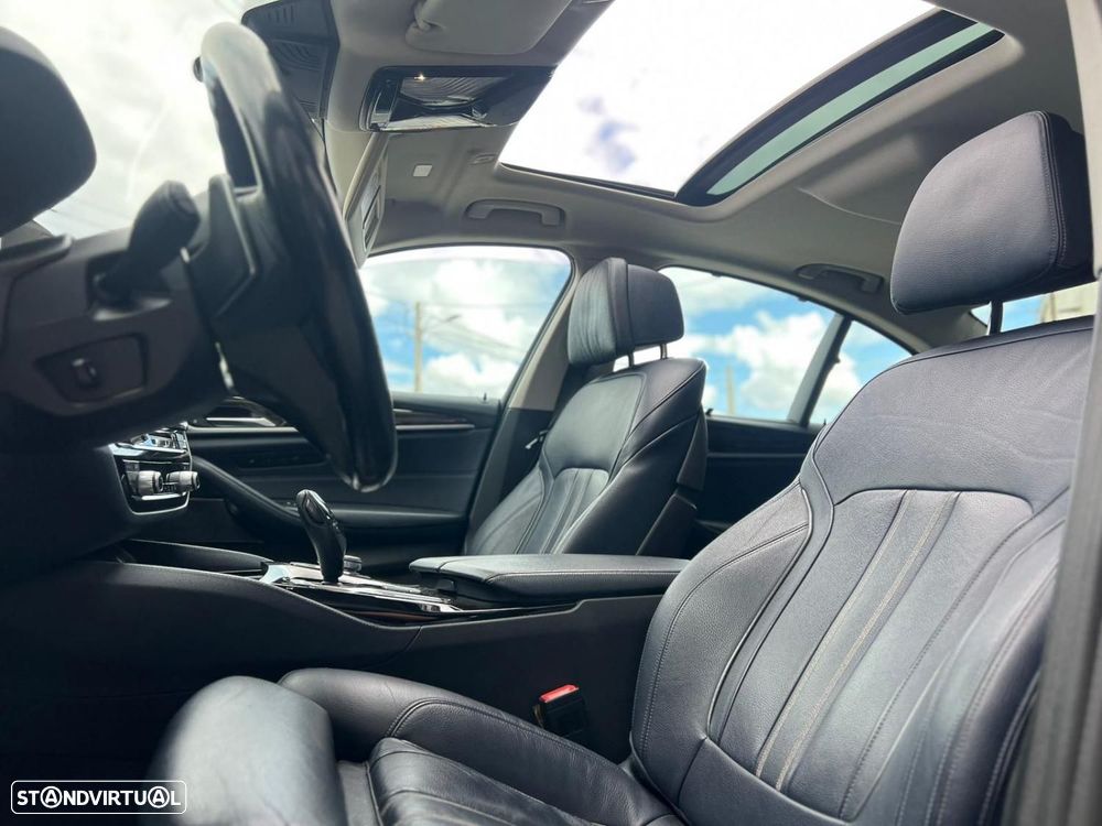 BMW 530 e iPerformance Line Luxury - 8
