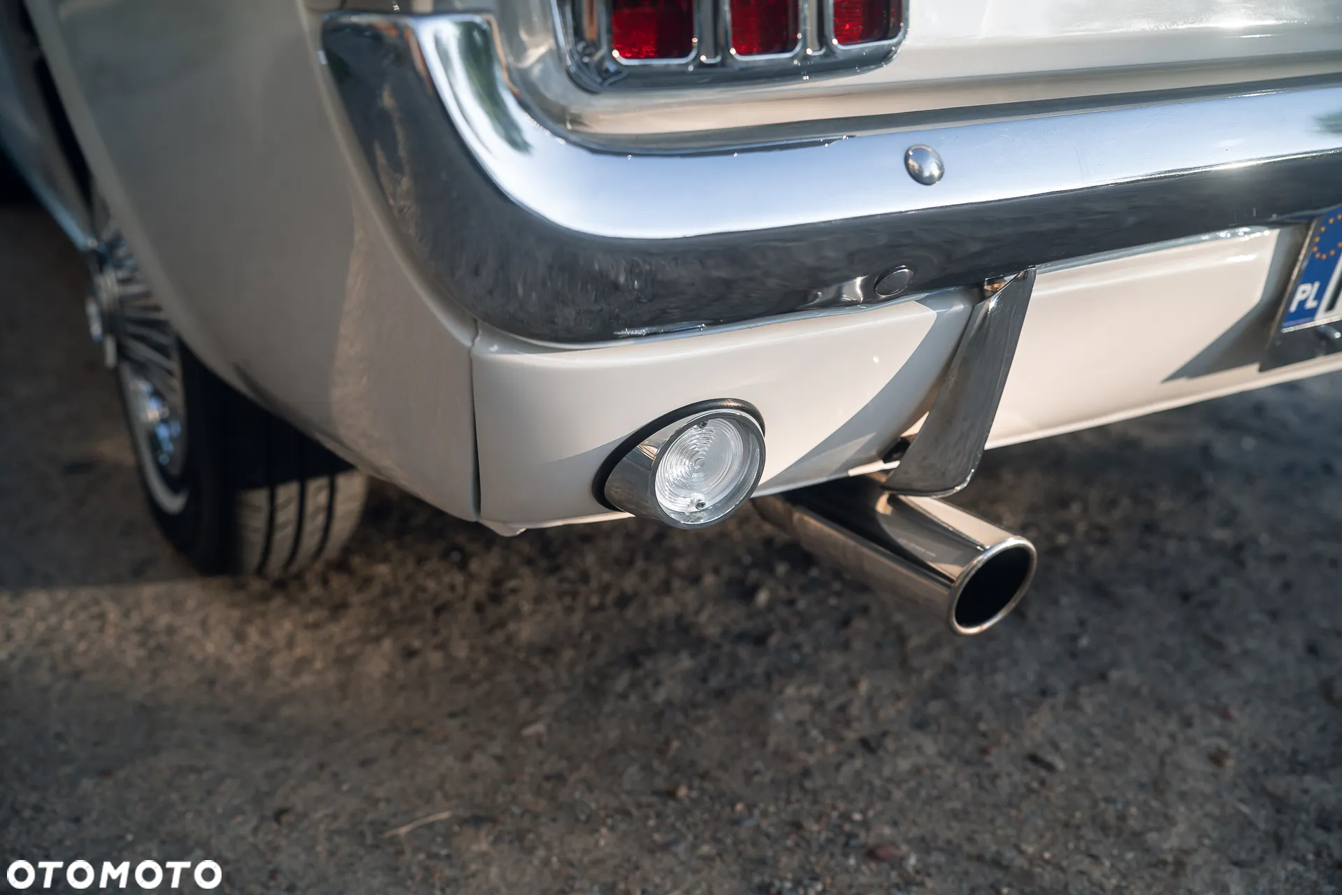 Ford Mustang - 10