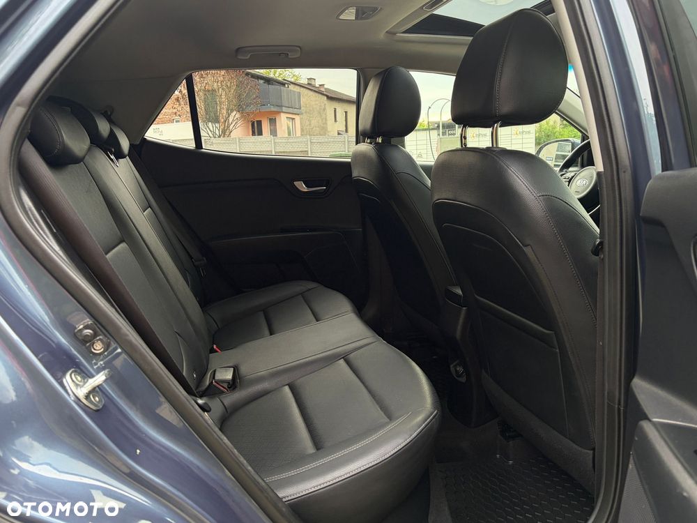 Kia Stonic 1.6 CRDi Platinum Edition - 20