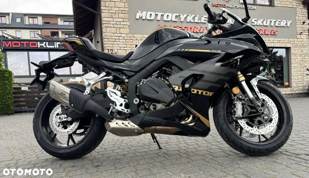QJMOTOR SRK 800RR