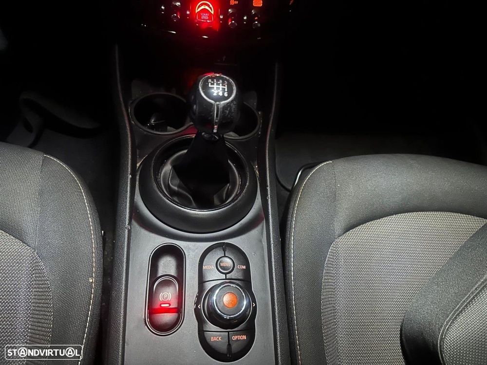 MINI Clubman One D - 16