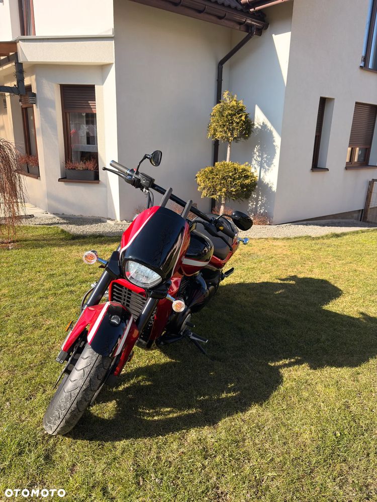 Suzuki Boulevard - 14