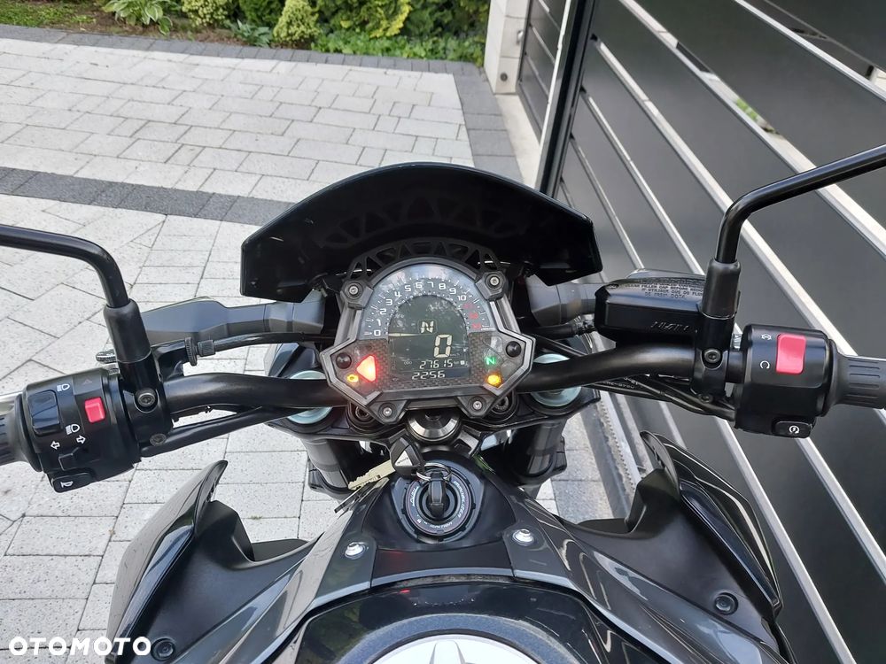 Kawasaki Z 900 - 5