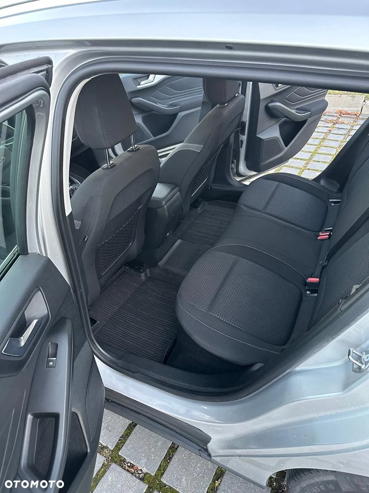 Ford Focus - 13