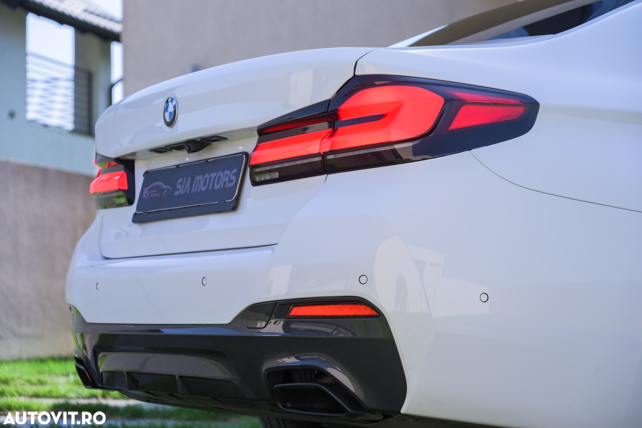 BMW Seria 5 530d xDrive AT MHEV - 40