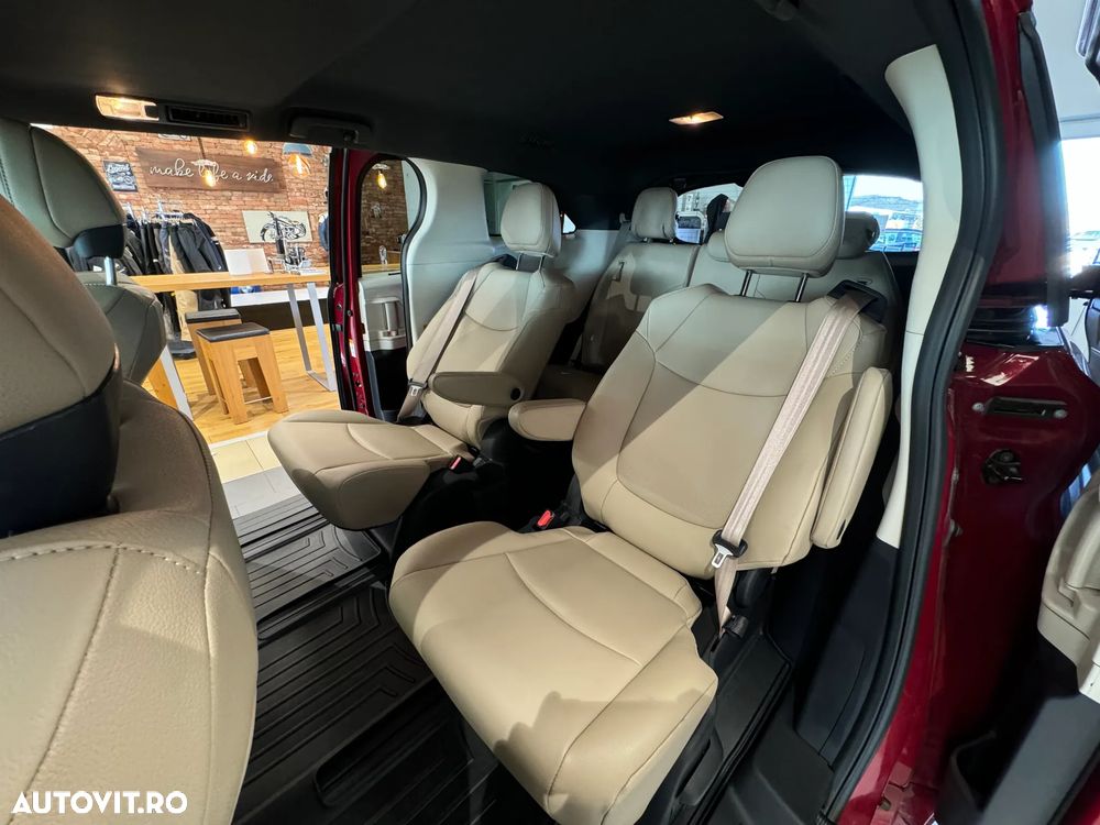 Toyota Sienna - 28
