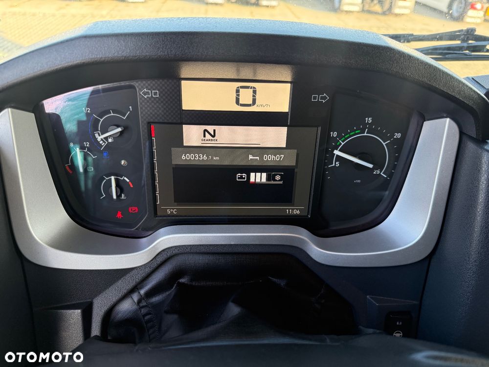 Renault T480 / KLIMA POSTOJOWA / DUŻA KABINA / PEŁNY SPOILER / SPROWADZONA / STAN BDB / / / - 28