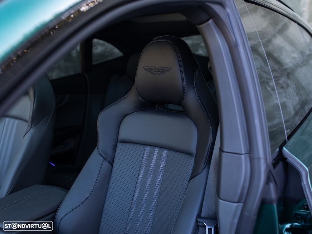 Aston Martin DBX 707 - 23