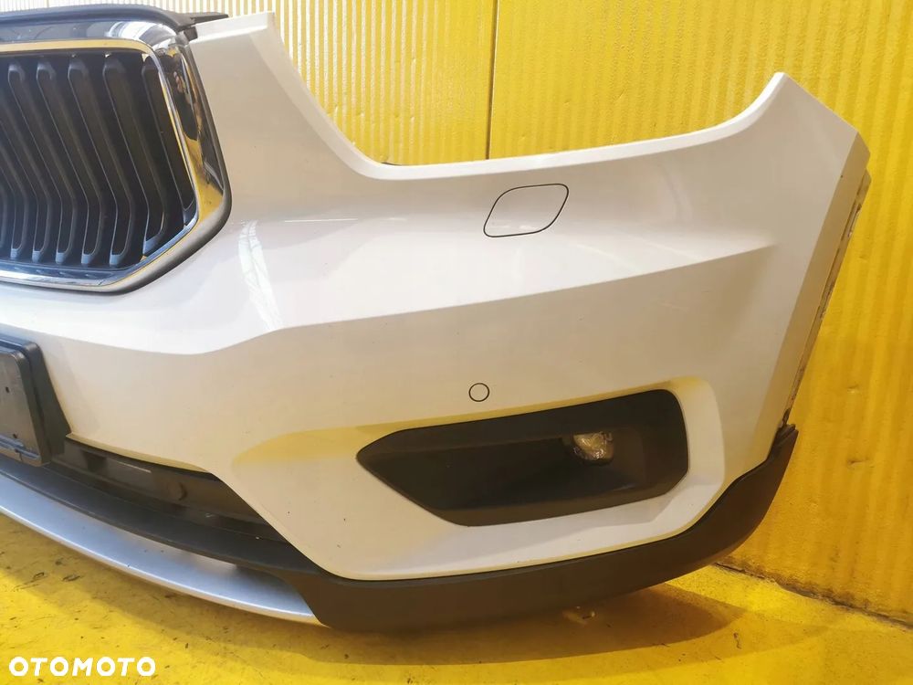 Volvo XC40 II ZDERZAK PRZÓD PRZEDNI 4 PDC BEZ KAMERY 614 17r.- * - 4