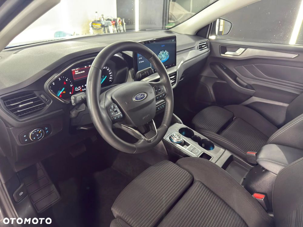 Ford Focus - 22