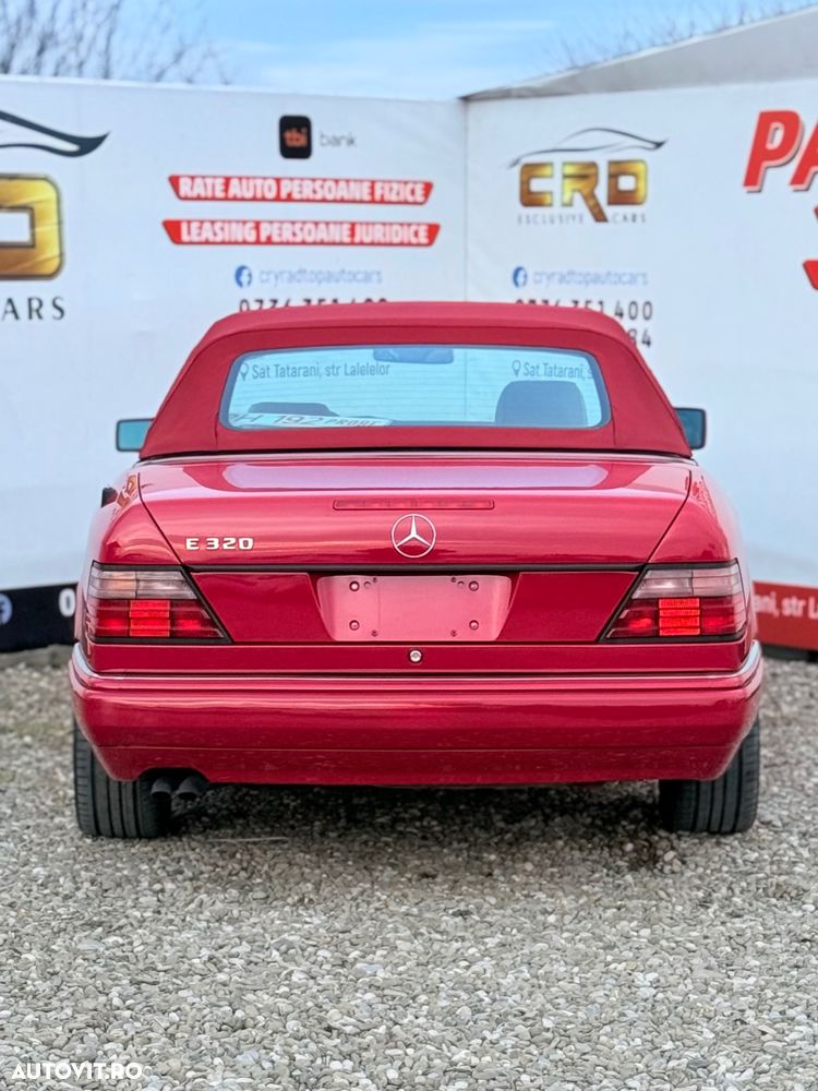 Mercedes-Benz E - 33