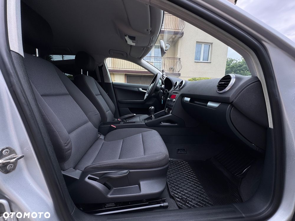 Audi A3 Sportback 1.2 TFSI Ambition - 33