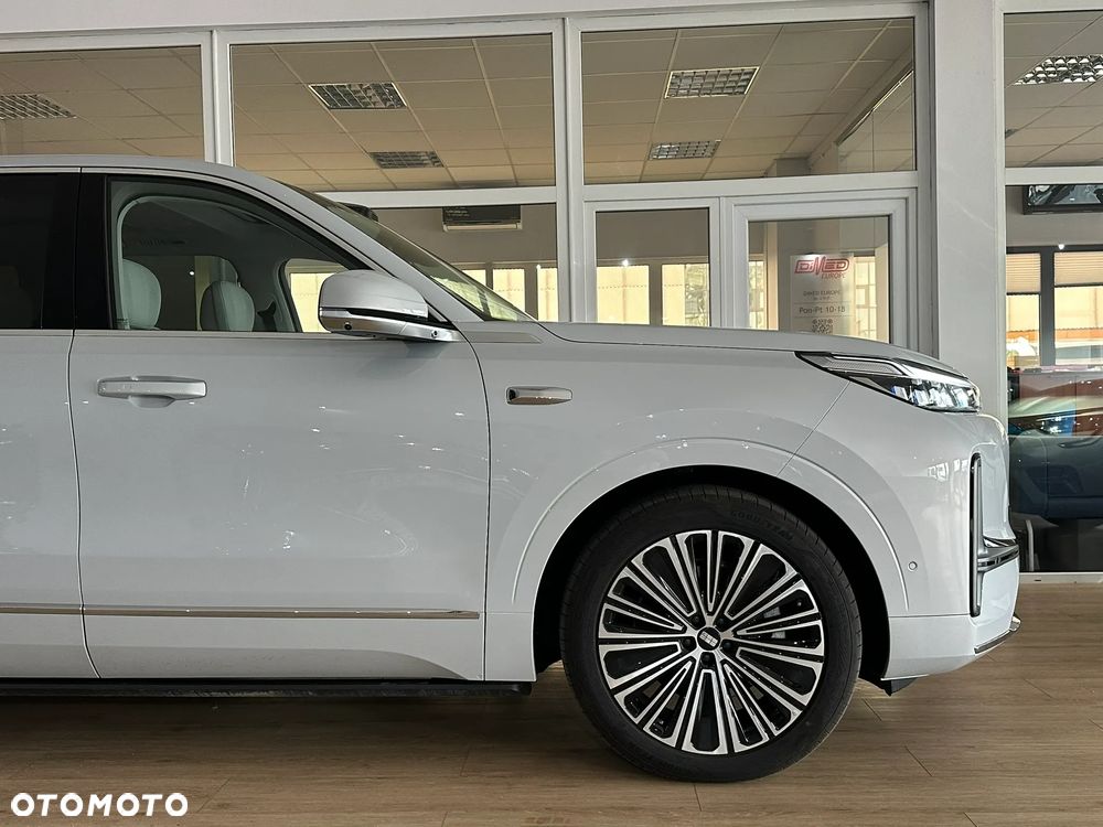 Geely M9 - 4