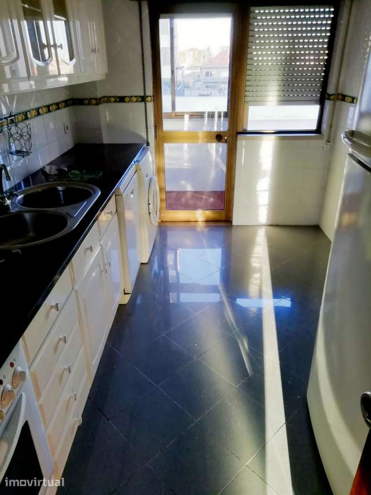 Apartamento, 80 m², Carnide - Grande imagem: 2/10
