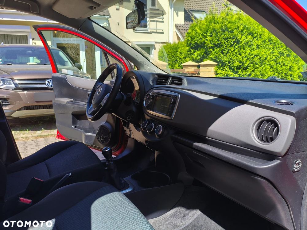 Toyota Yaris 1.33 Sol - 11