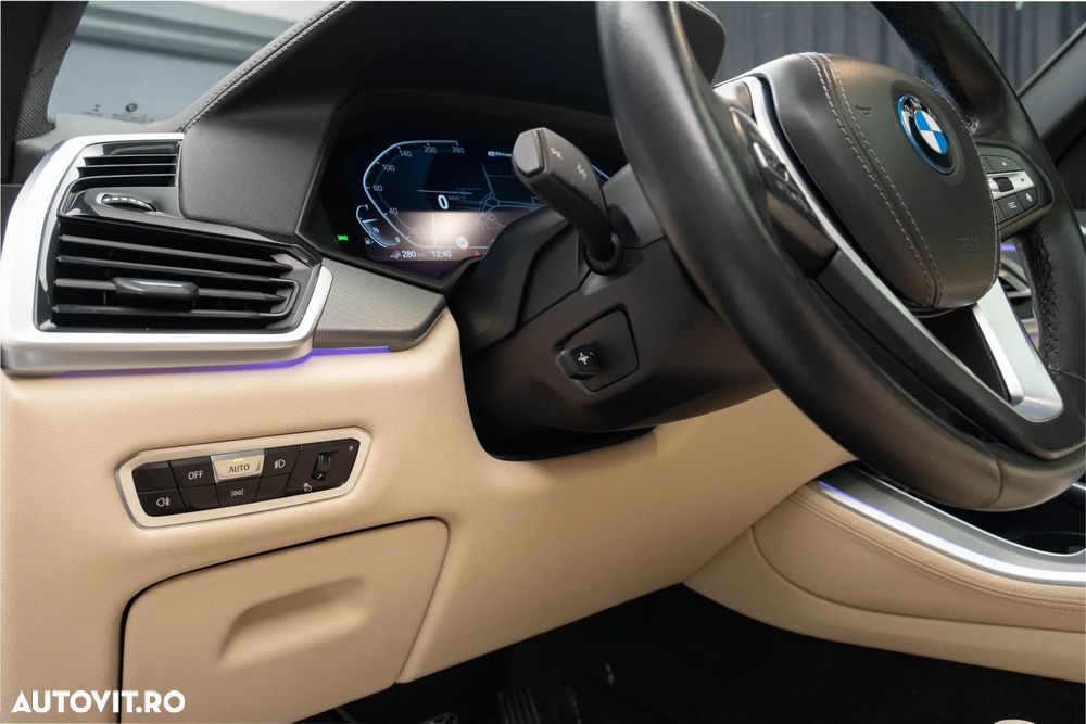 BMW X5 xDrive45e xLine - 20