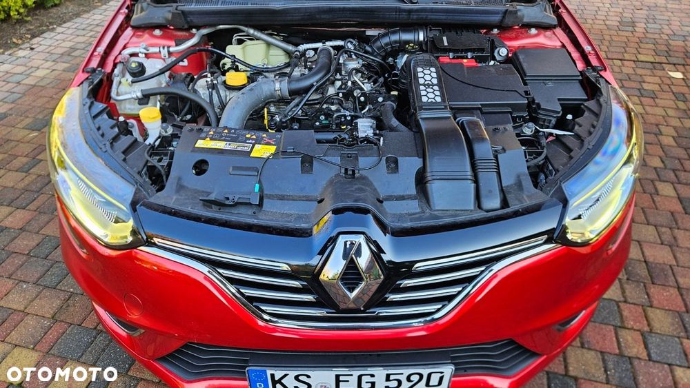 Renault Megane Grandtour ENERGY TCe 130 BOSE EDITION - 21