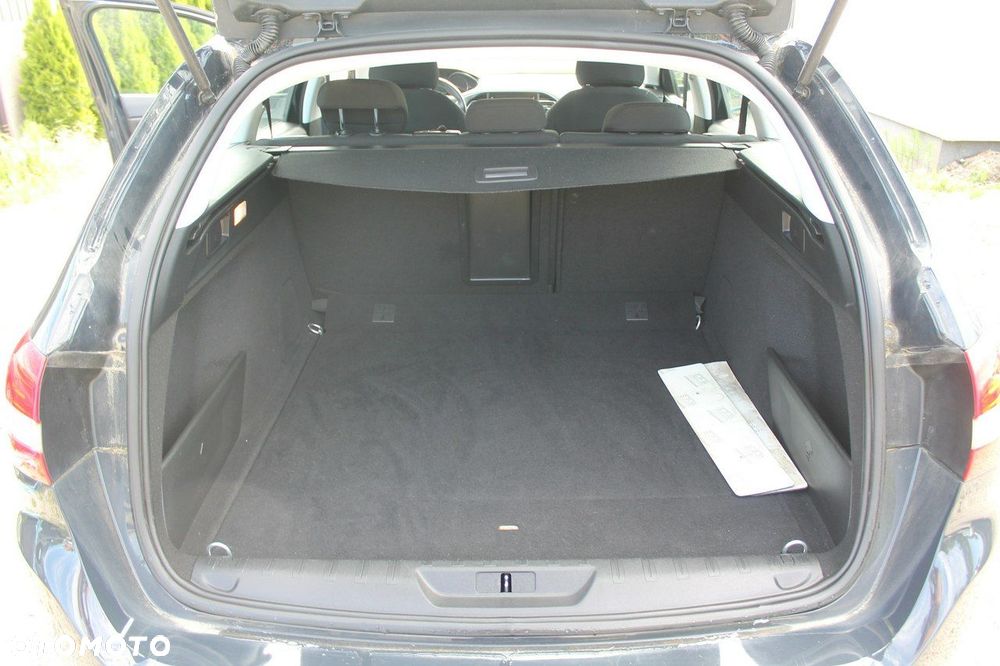 Peugeot 308 - 13