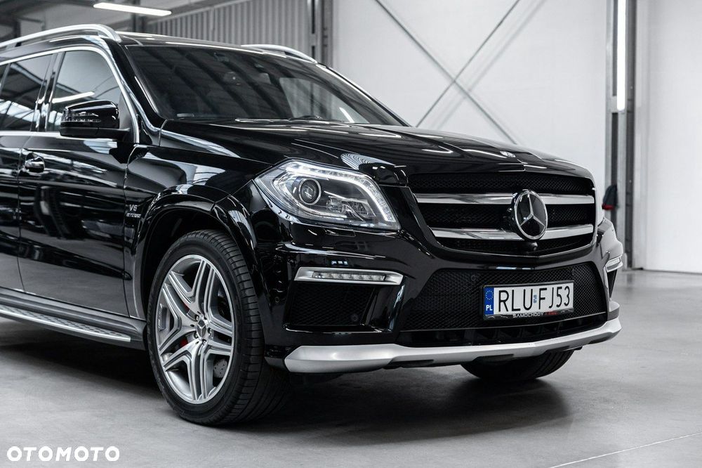 Mercedes-Benz GL - 11
