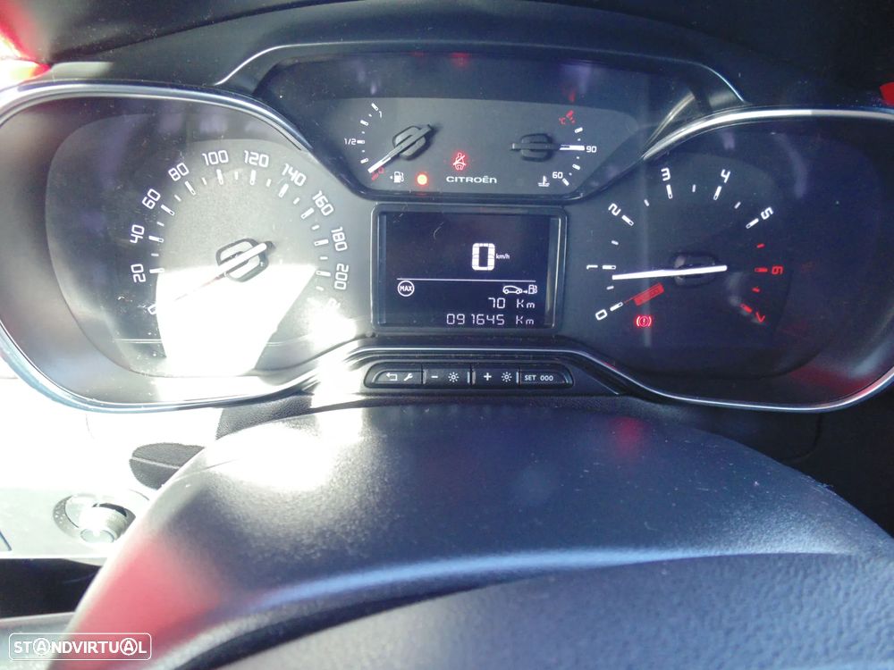 Citroën C3 1.2 PureTech Shine - 32