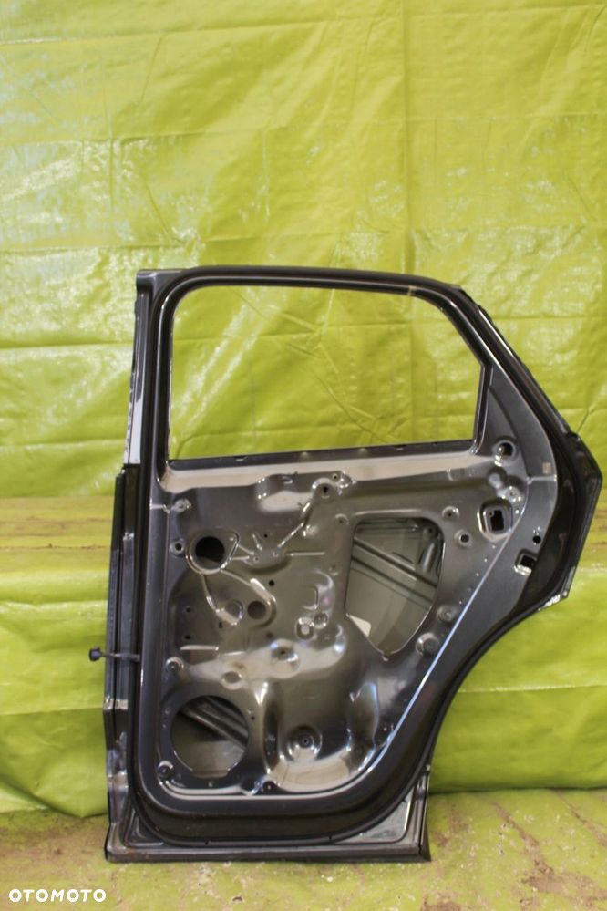 Drzwi Audi Q3 Sportback po 2019r. tył prawy - 2